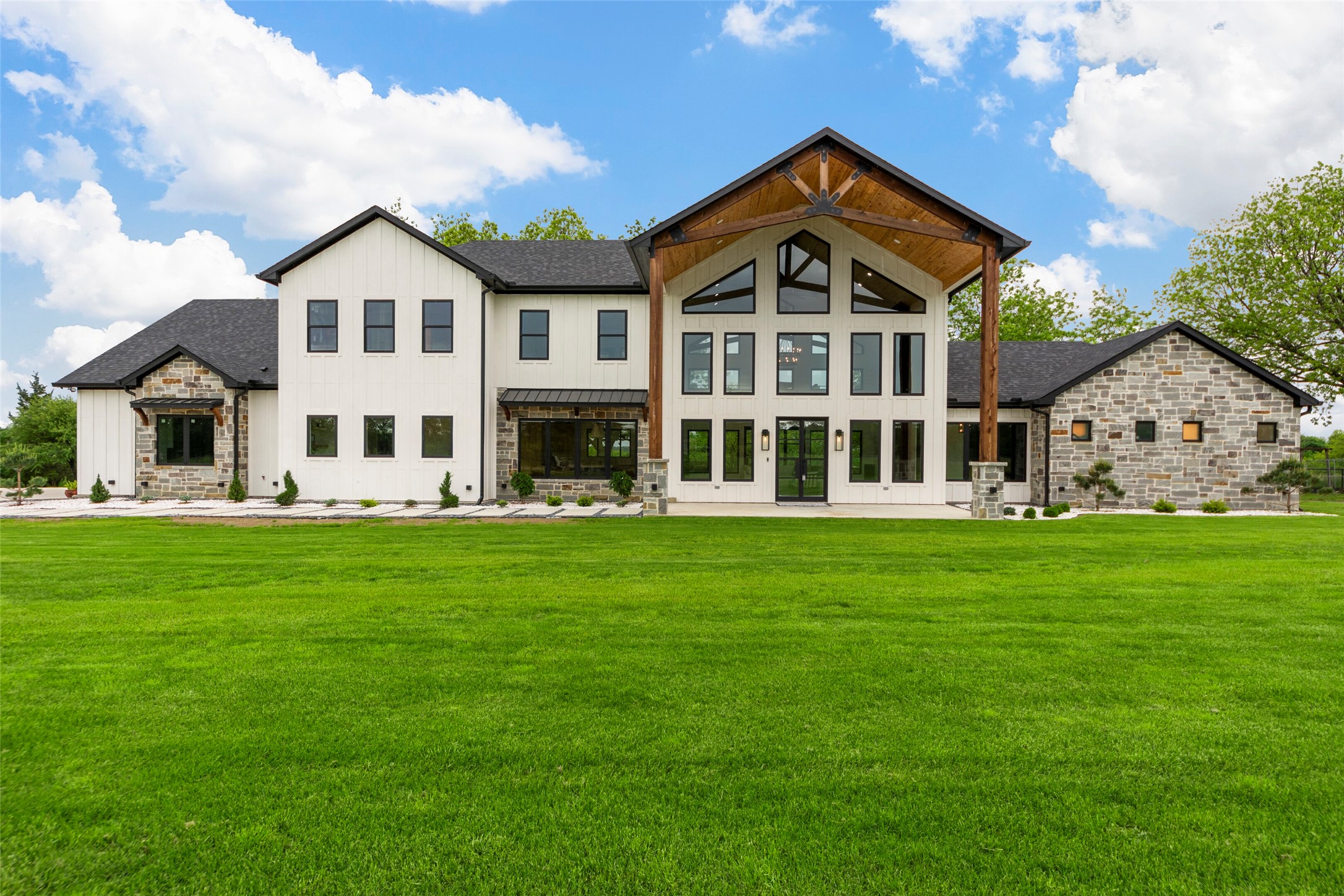 1088 Smith Oak Road Sherman TX 75090