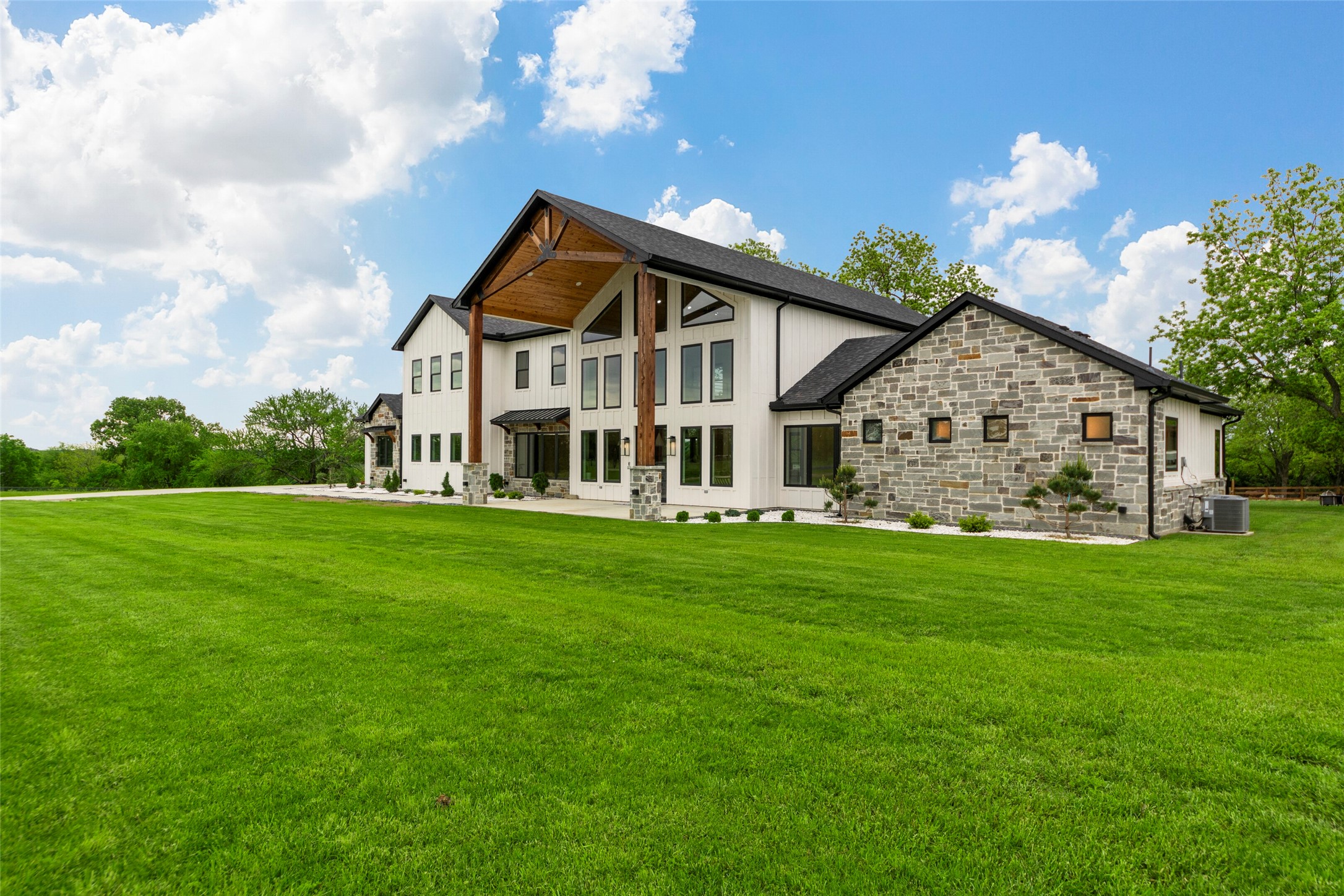 1088 Smith Oak Road Sherman TX 75090