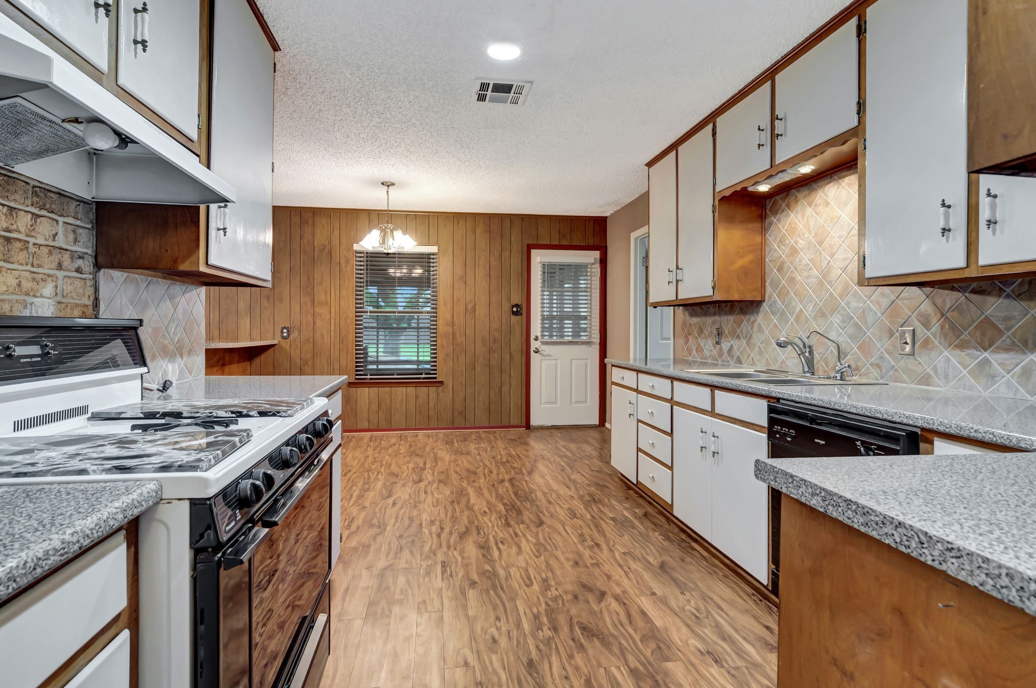 319 Allen Drive Justin TX 76247
