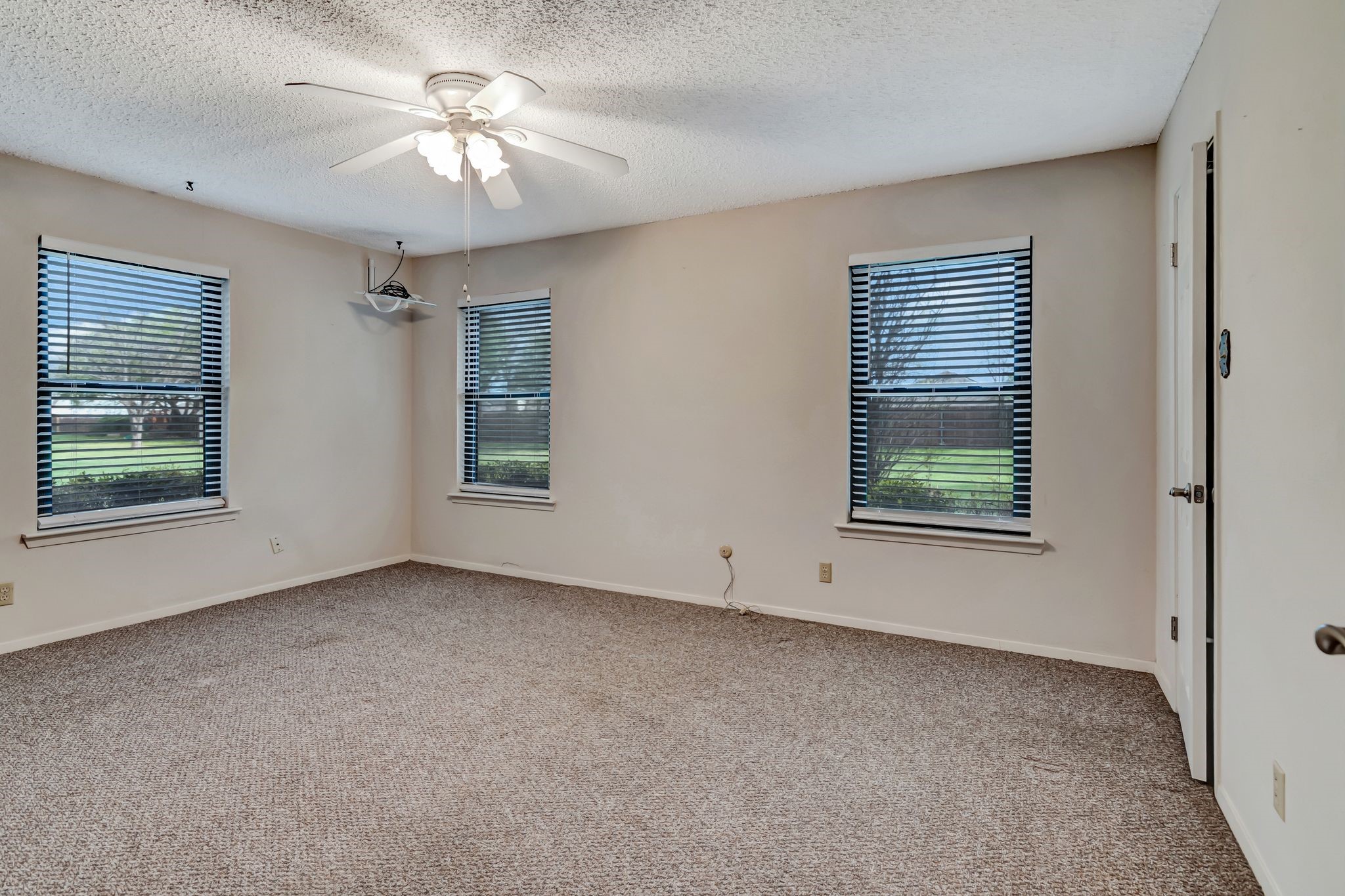 319 Allen Drive Justin TX 76247