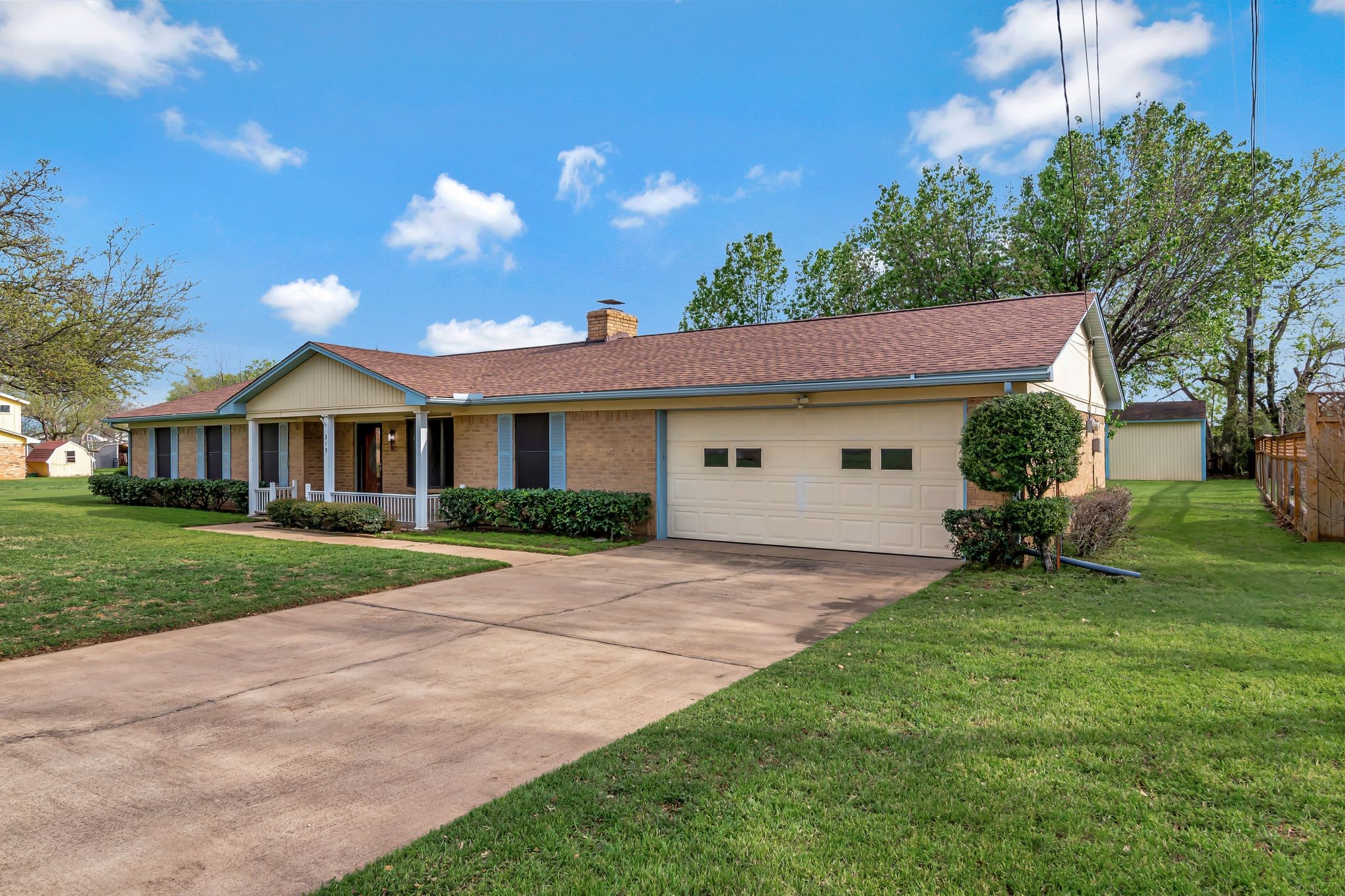 319 Allen Drive Justin TX 76247