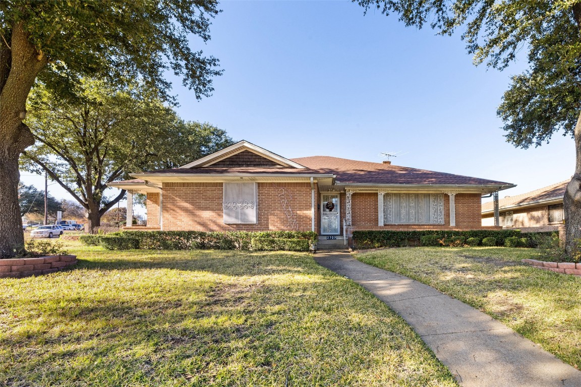 2707 King Cole Drive Dallas TX 75216
