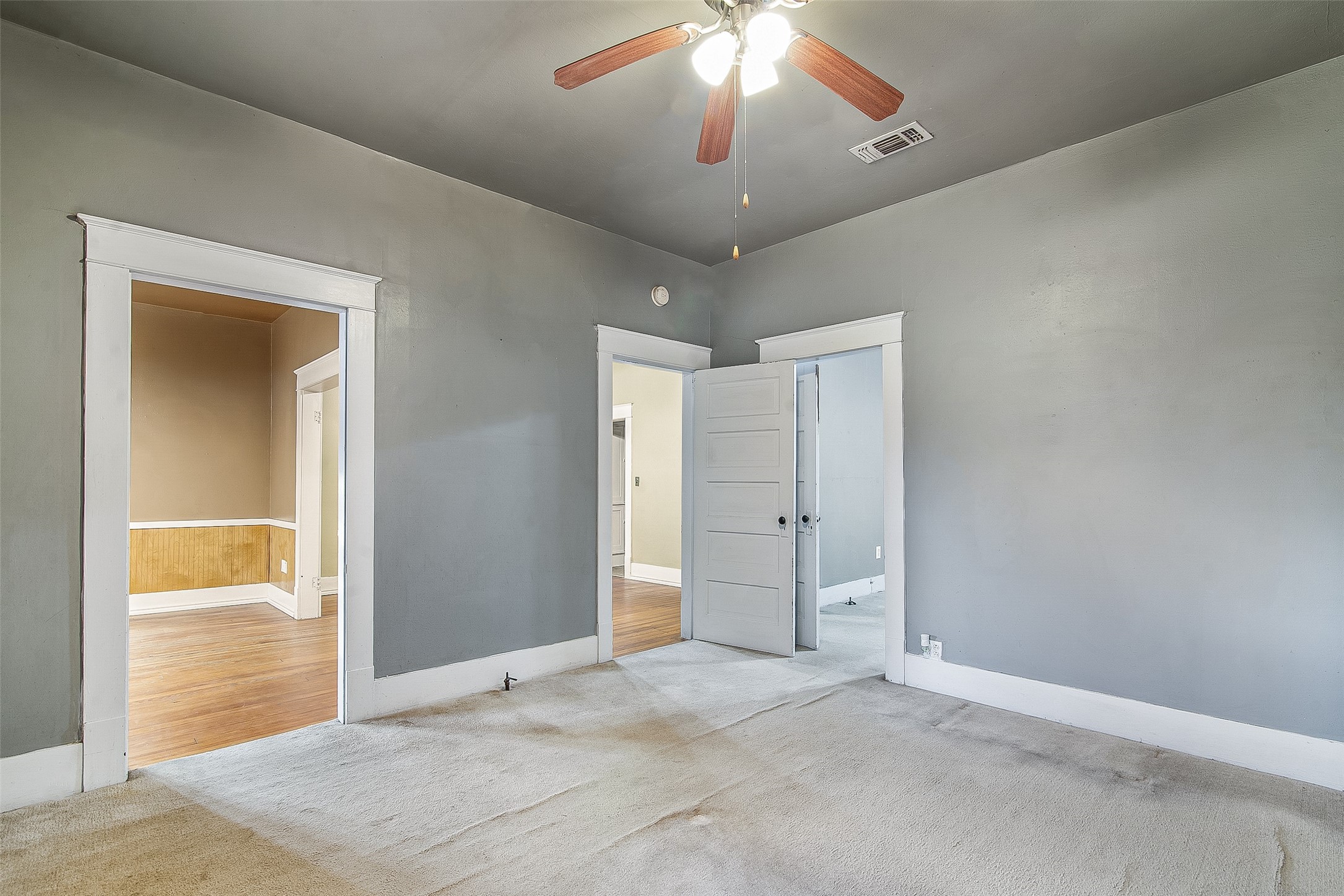 607 E Main Street Whitesboro TX 76273