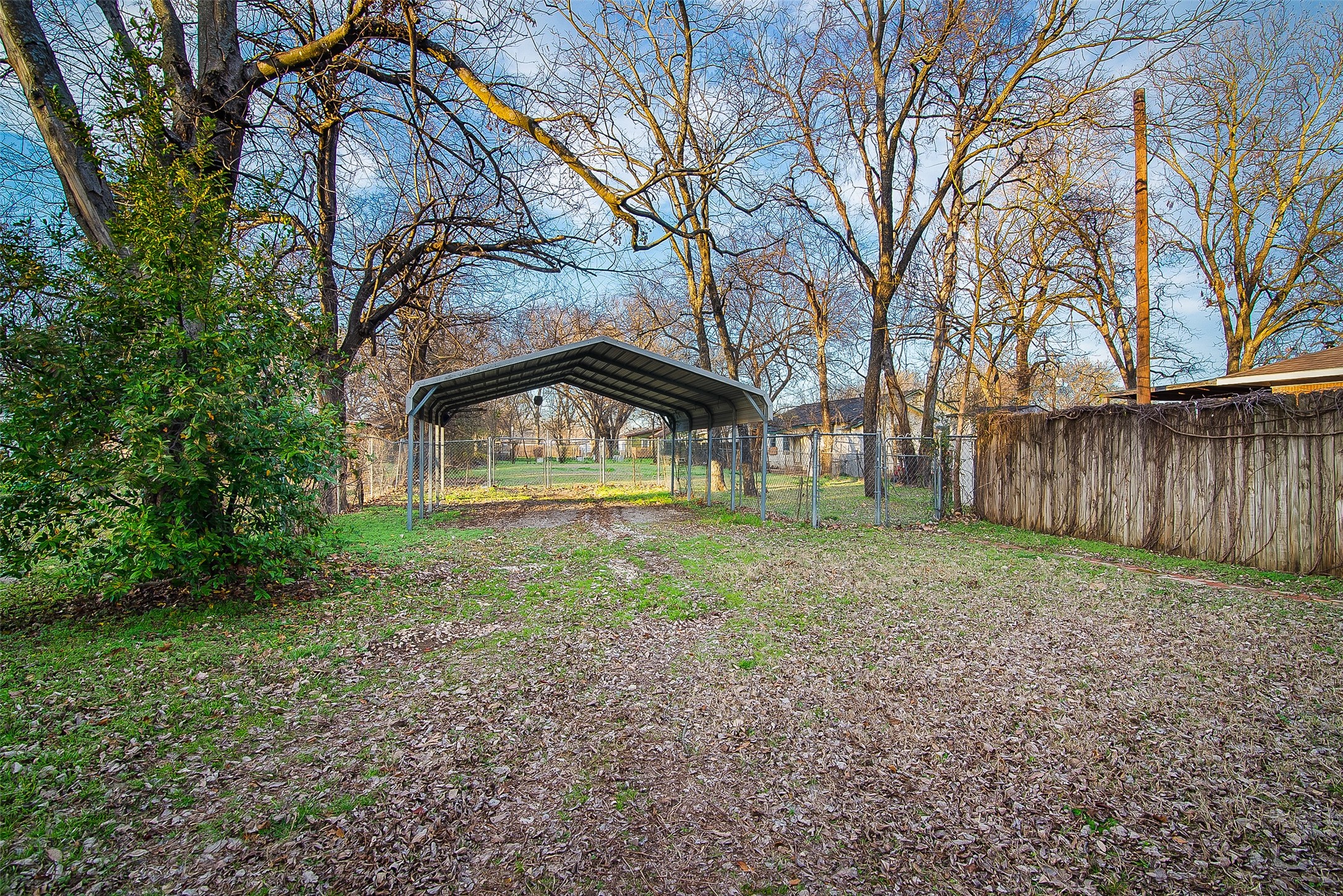 607 E Main Street Whitesboro TX 76273