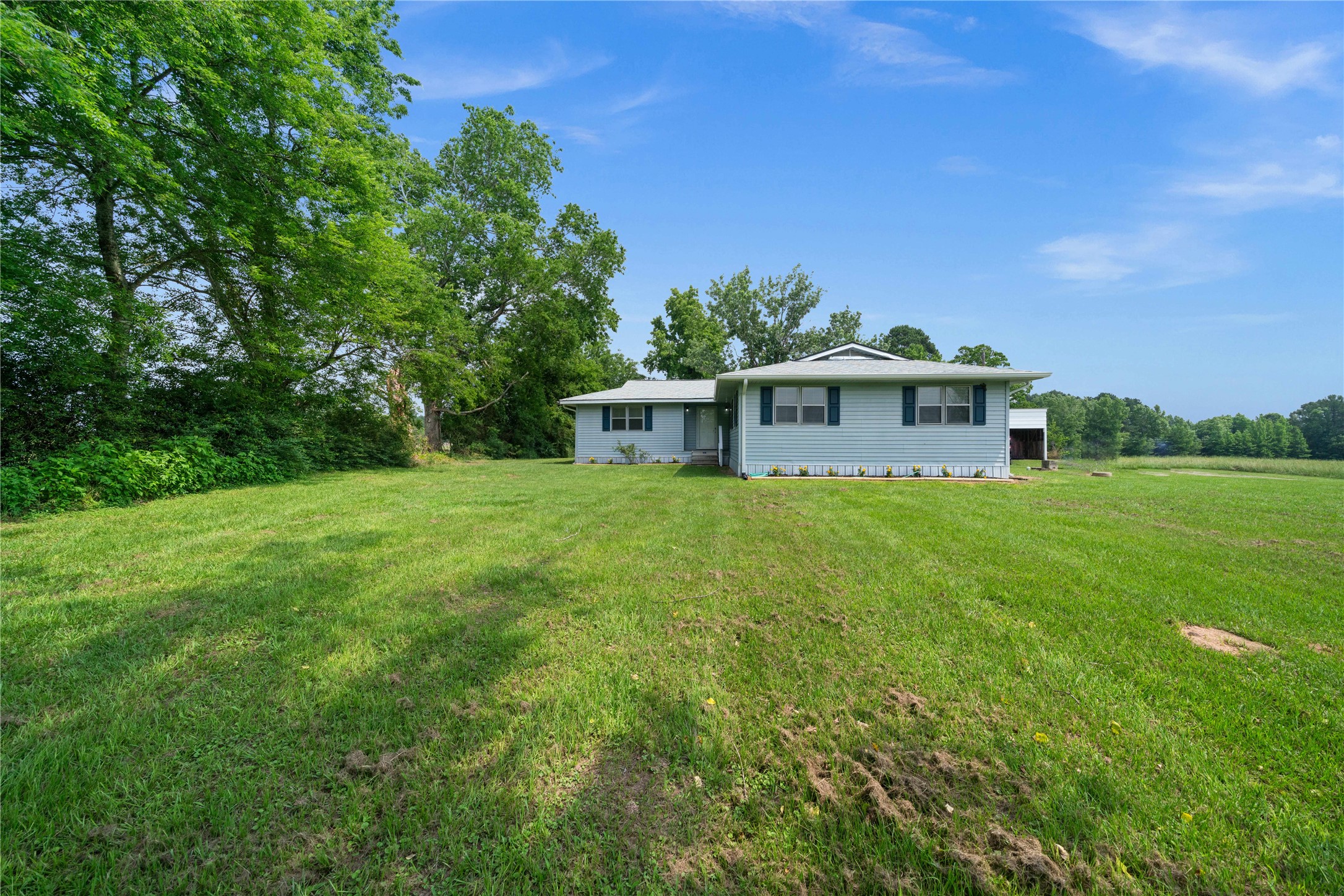 942 County Road 186 Carthage TX 75633