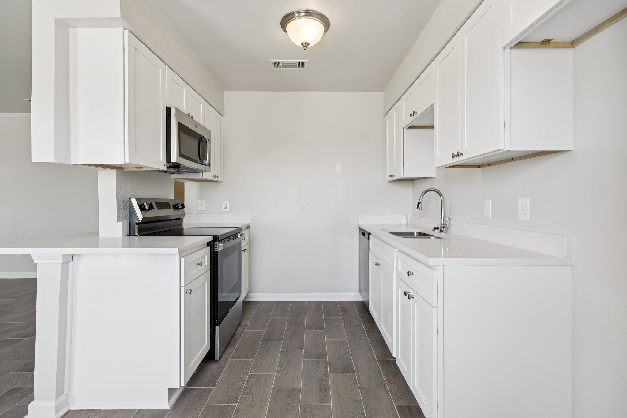 7020 Green Ridge Trail North Richland Hills TX 76182