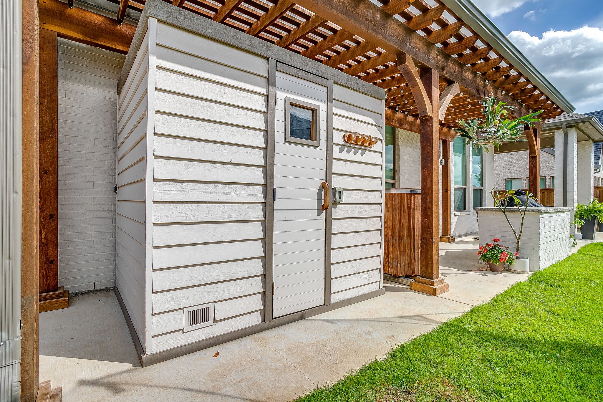 2212 Sandrellan Street Fort Worth TX 76008