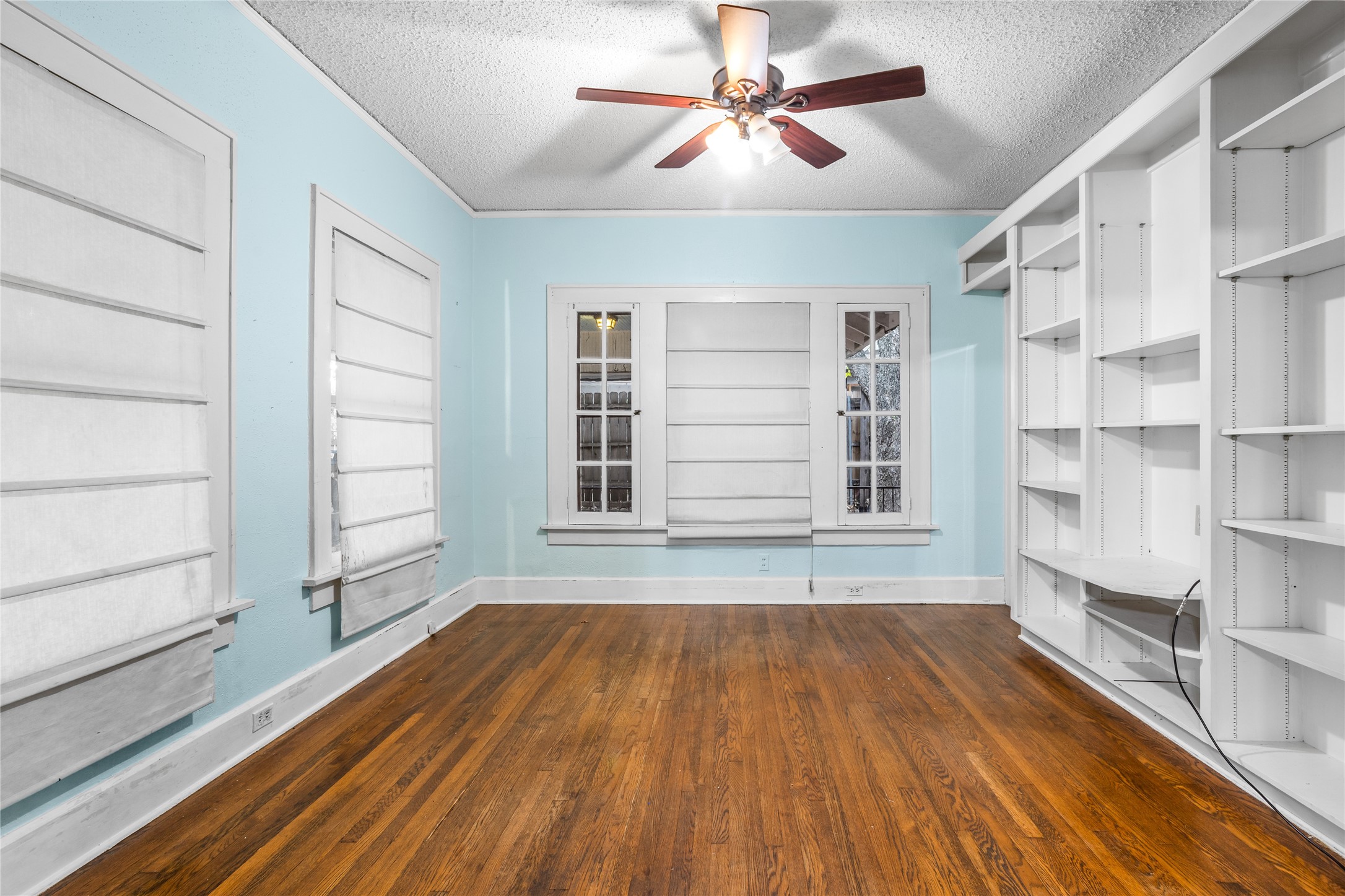 2303 Mistletoe Drive Fort Worth TX 76110