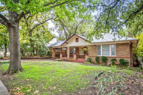 2303 Mistletoe Drive Fort Worth TX 76110
