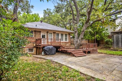 2303 Mistletoe Drive Fort Worth TX 76110