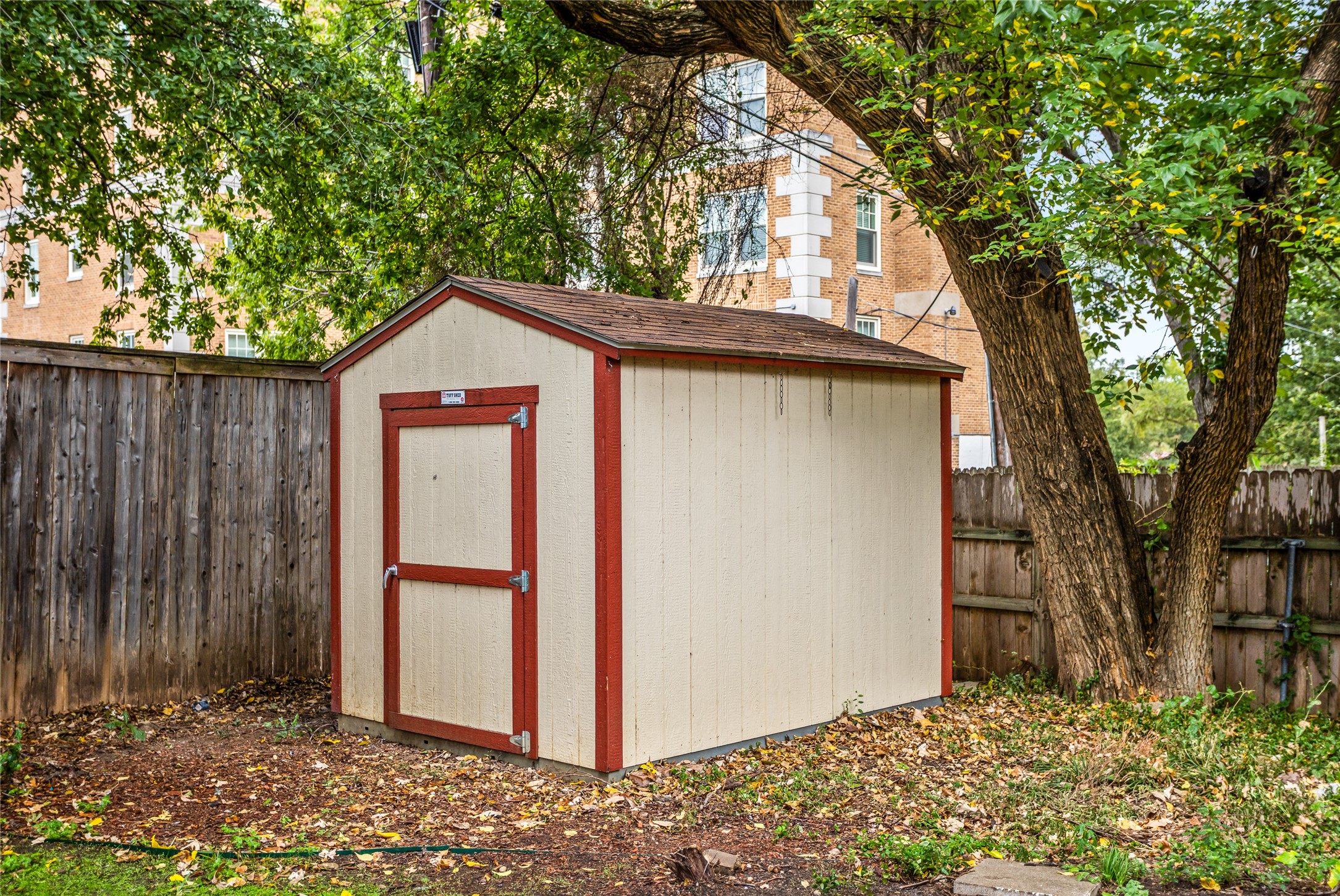 2303 Mistletoe Drive Fort Worth TX 76110