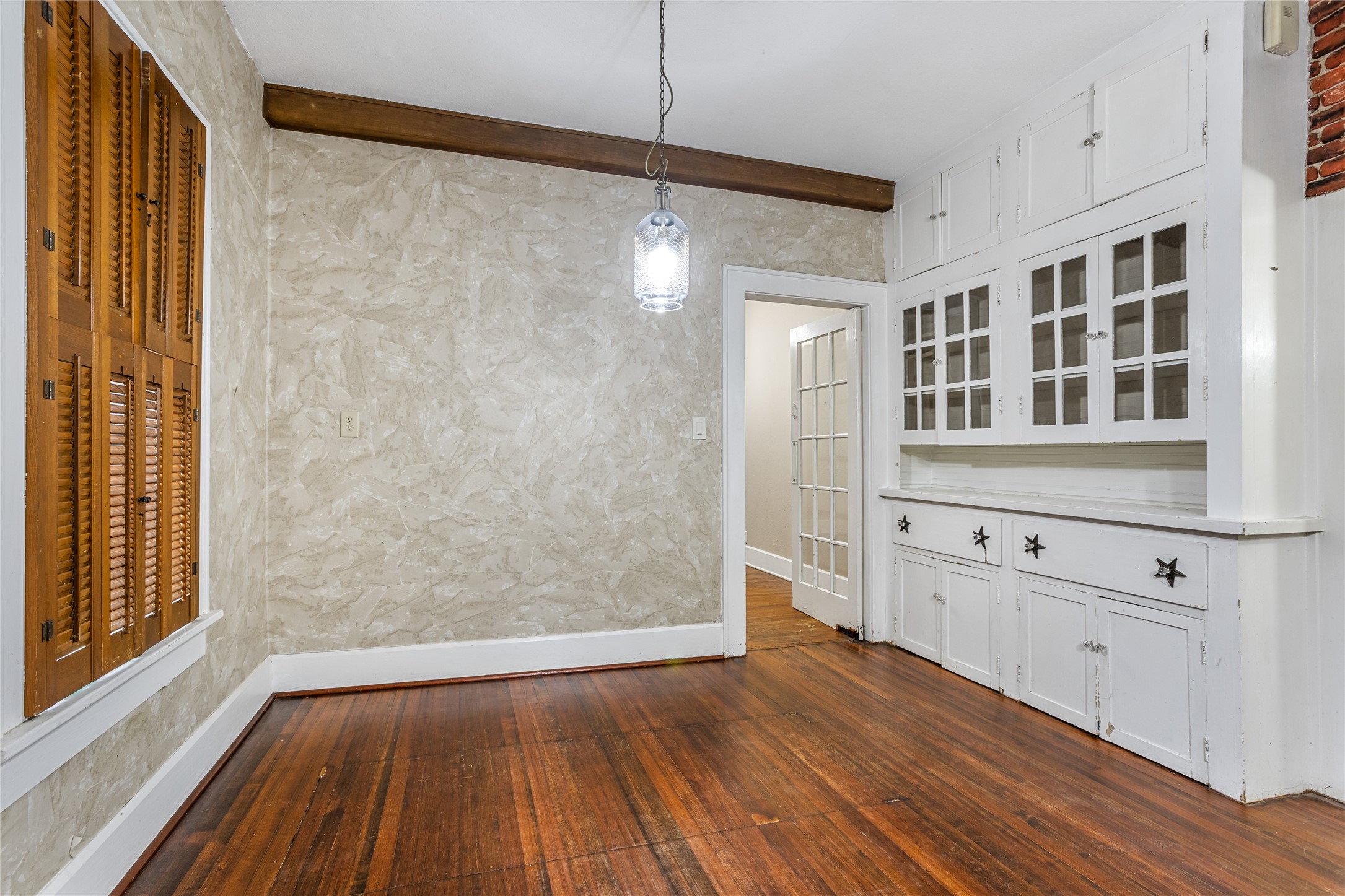 2303 Mistletoe Drive Fort Worth TX 76110