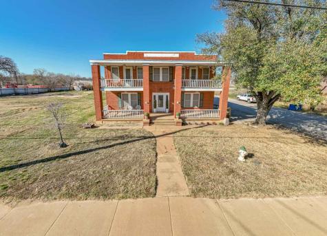 900 W West Walker Breckenridge TX 76424