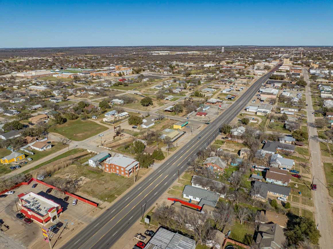 900 W West Walker Breckenridge TX 76424