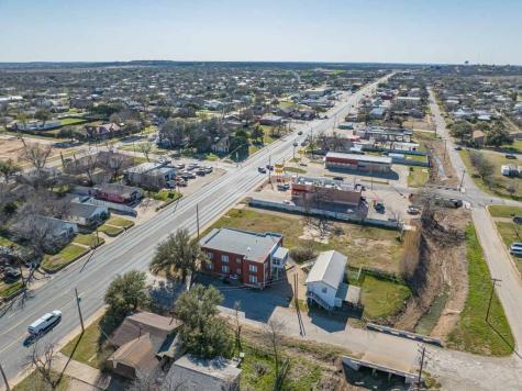 900 W West Walker Breckenridge TX 76424