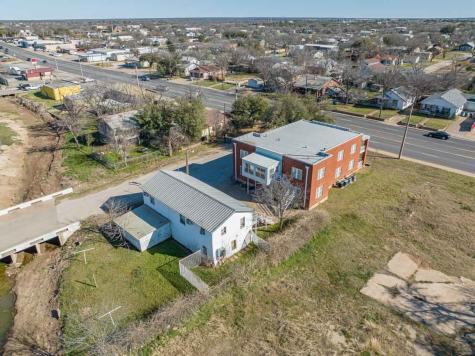 900 W West Walker Breckenridge TX 76424