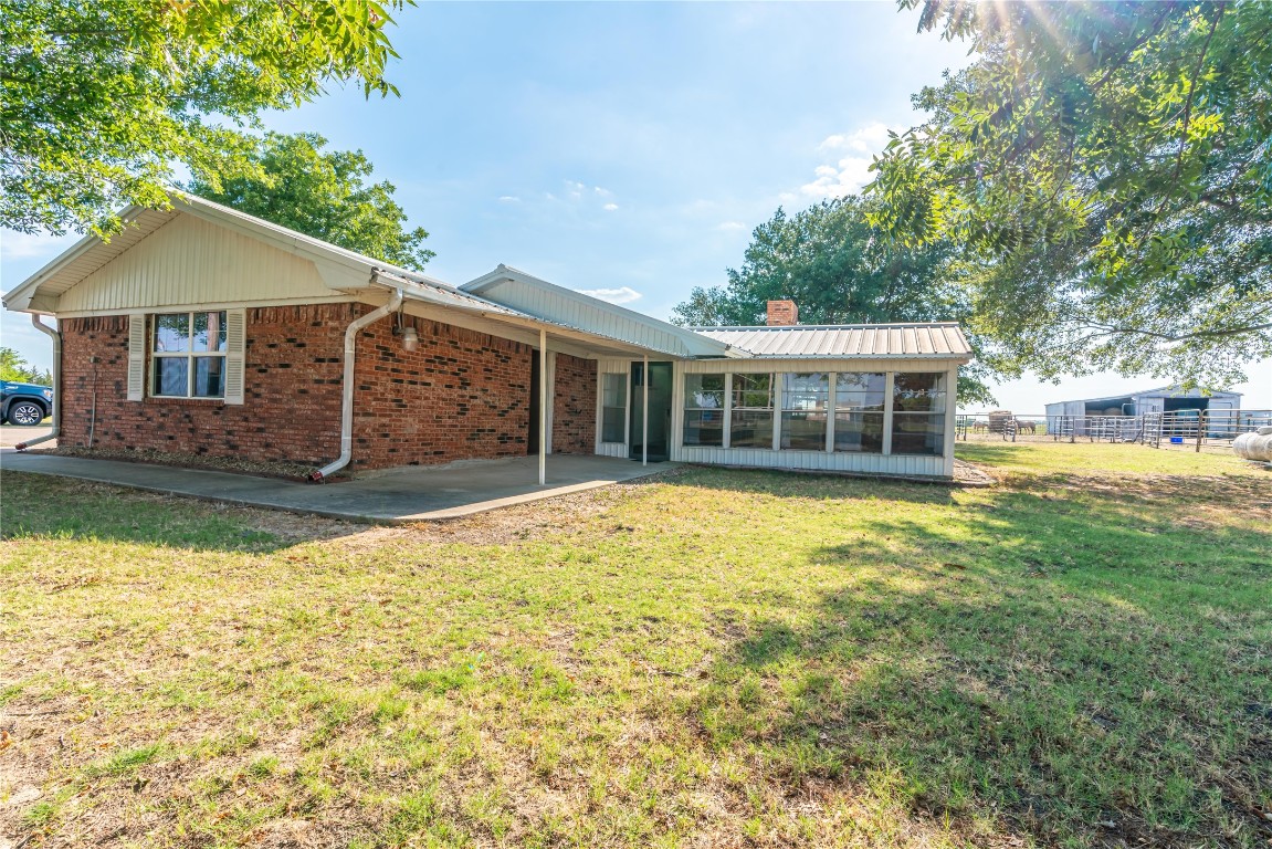 4350 Farm Road 196 S Blossom TX 75416