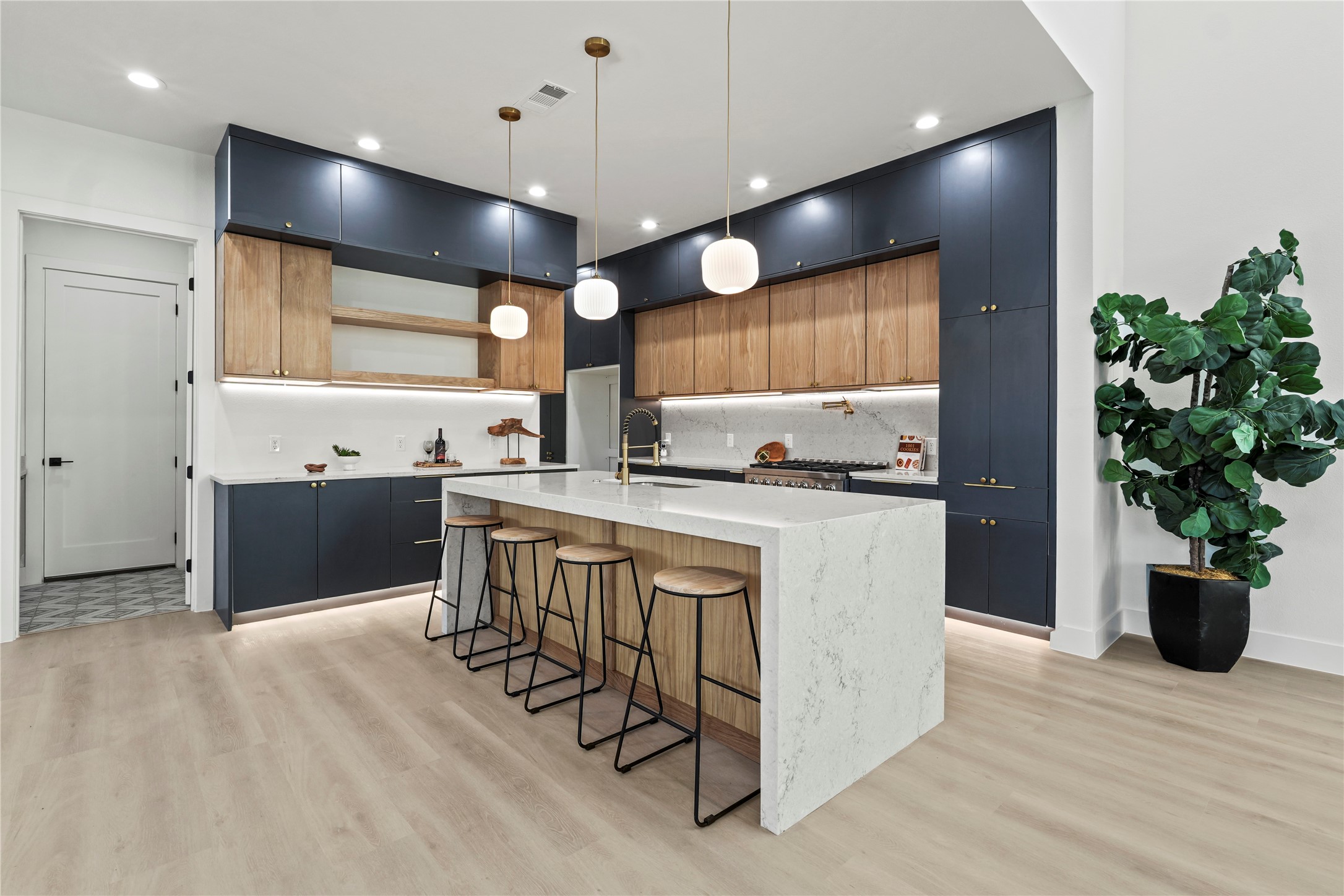 1503 Dennison Street Dallas TX 75212