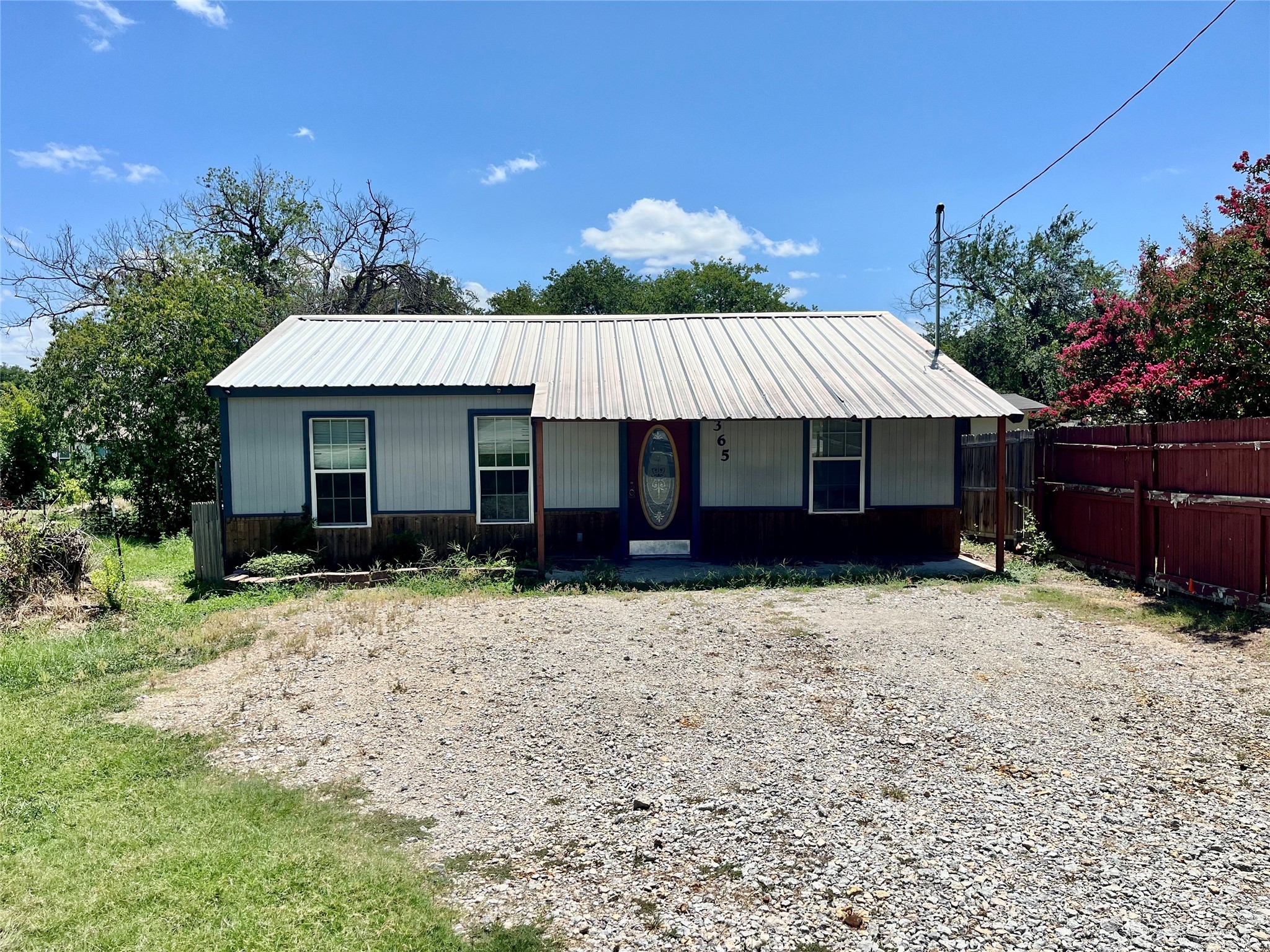 365 W 1st Street Rhome TX 76078