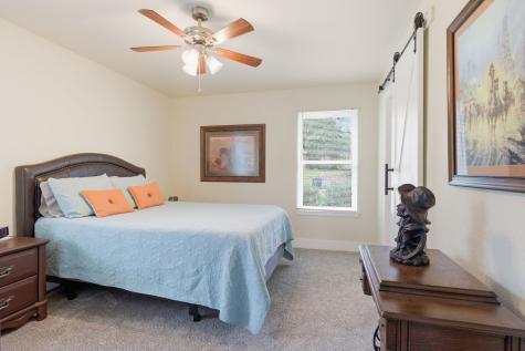 1706 W Doyle Street Granbury TX 76048