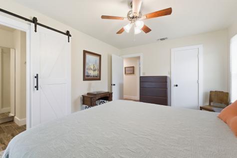 1706 W Doyle Street Granbury TX 76048