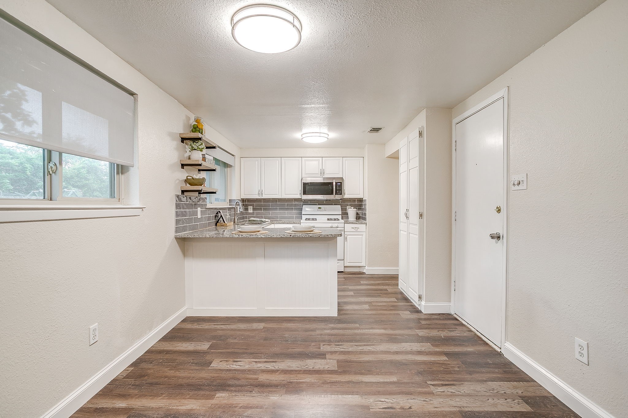 908 Skylark Mansfield TX 76063