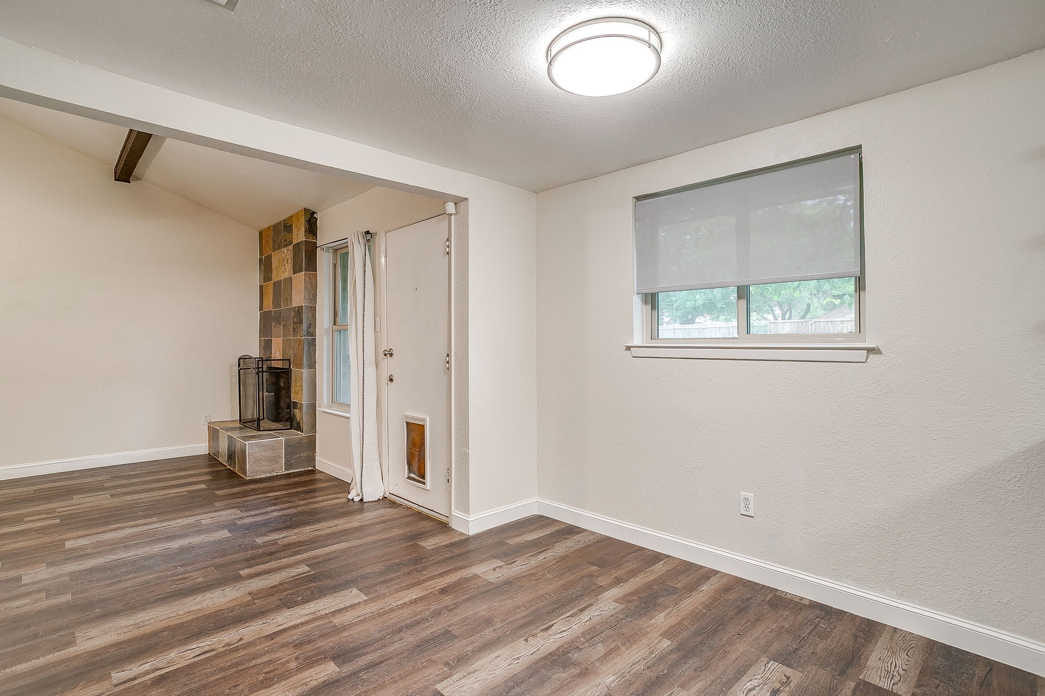 908 Skylark Mansfield TX 76063