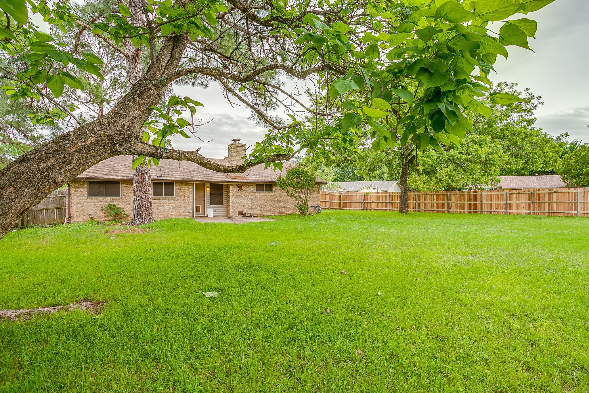 908 Skylark Mansfield TX 76063