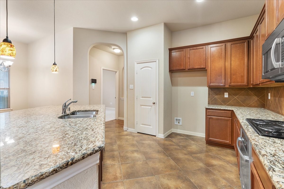 219 Boardwalk Avenue Waxahachie TX 75165