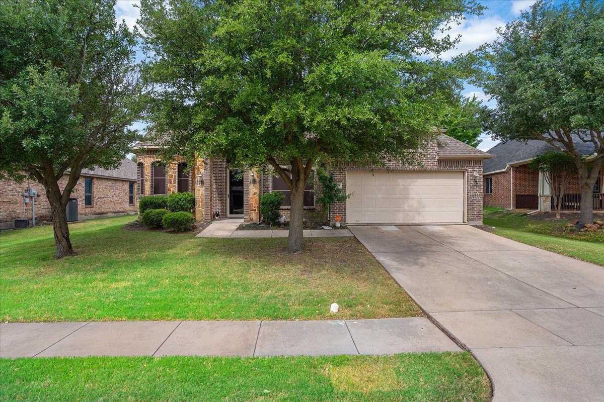 219 Boardwalk Avenue Waxahachie TX 75165