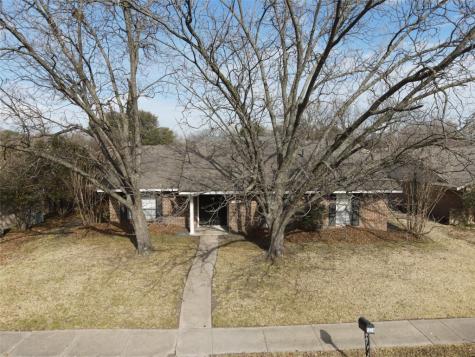 5326 Heather Glen Drive Garland TX 75043