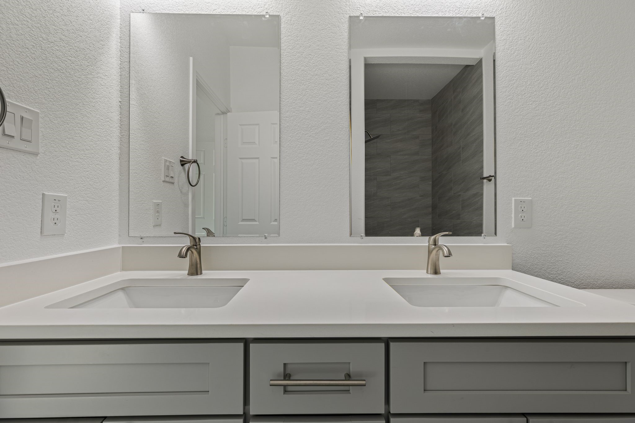 2619 Hillside Drive Granbury TX 76048