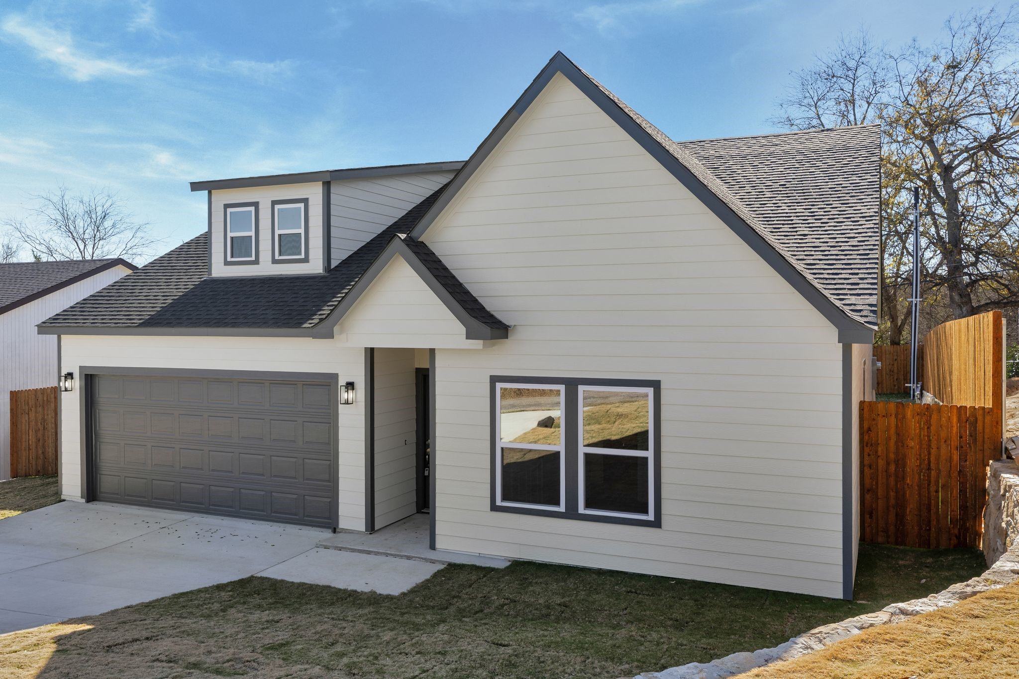 2619 Hillside Drive Granbury TX 76048