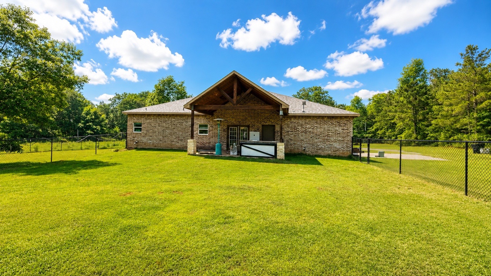 637 Cr 151 Carthage TX 75633