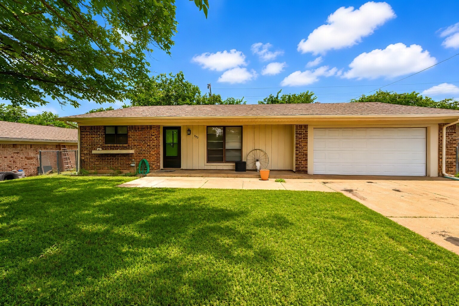 805 Long Drive Mineral Wells TX 76067