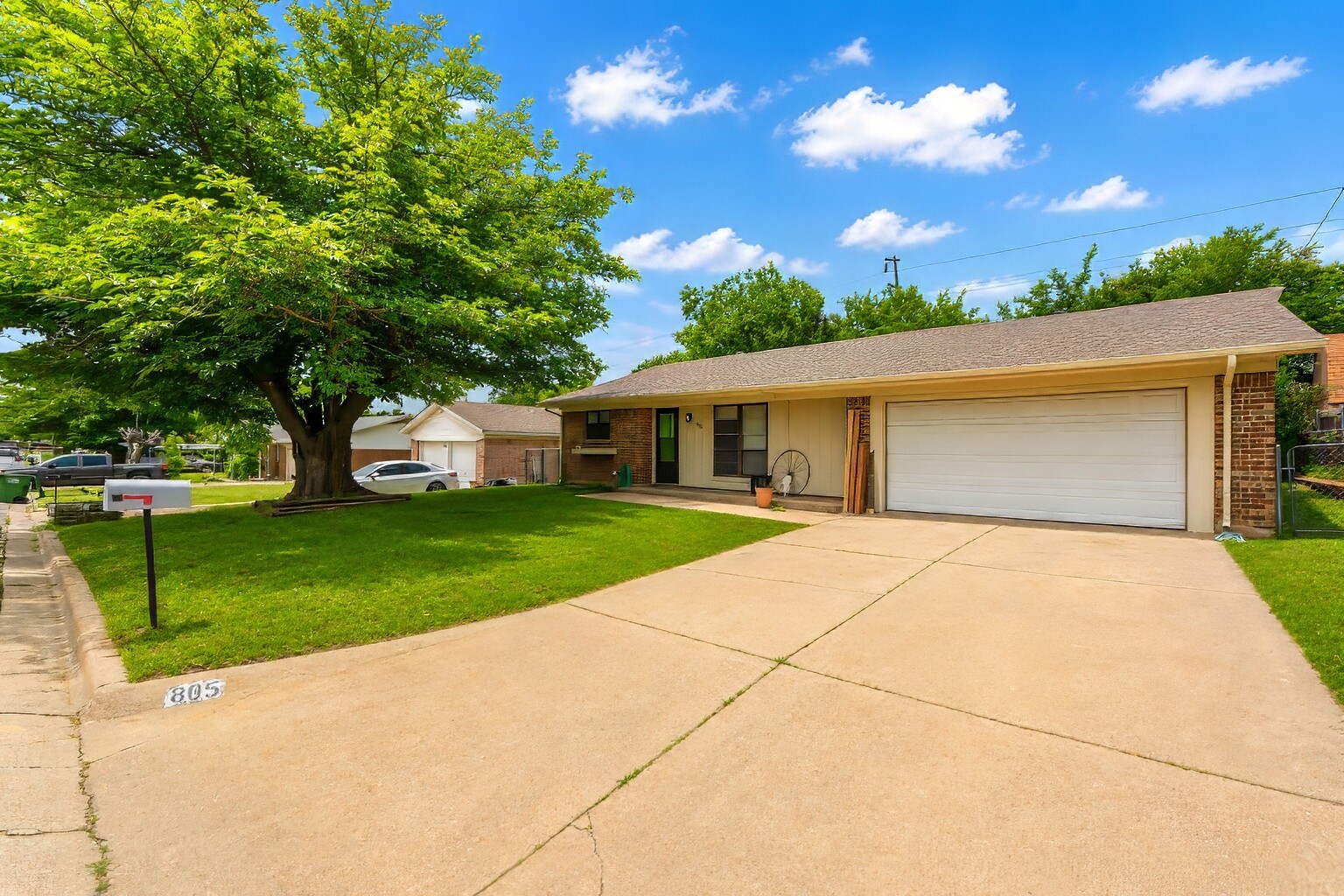 805 Long Drive Mineral Wells TX 76067