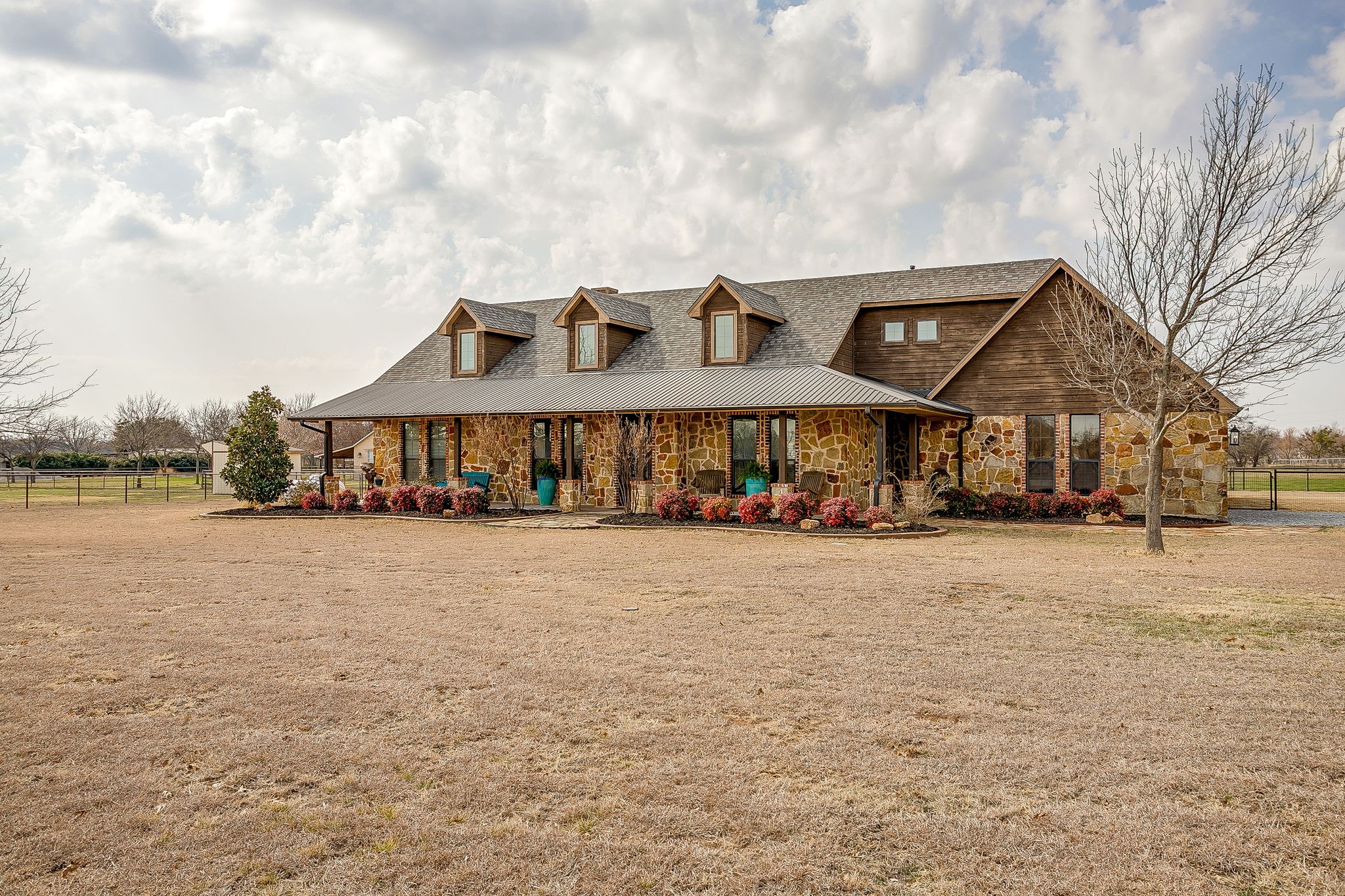 160 Goodnight Trail Rhome TX 76078