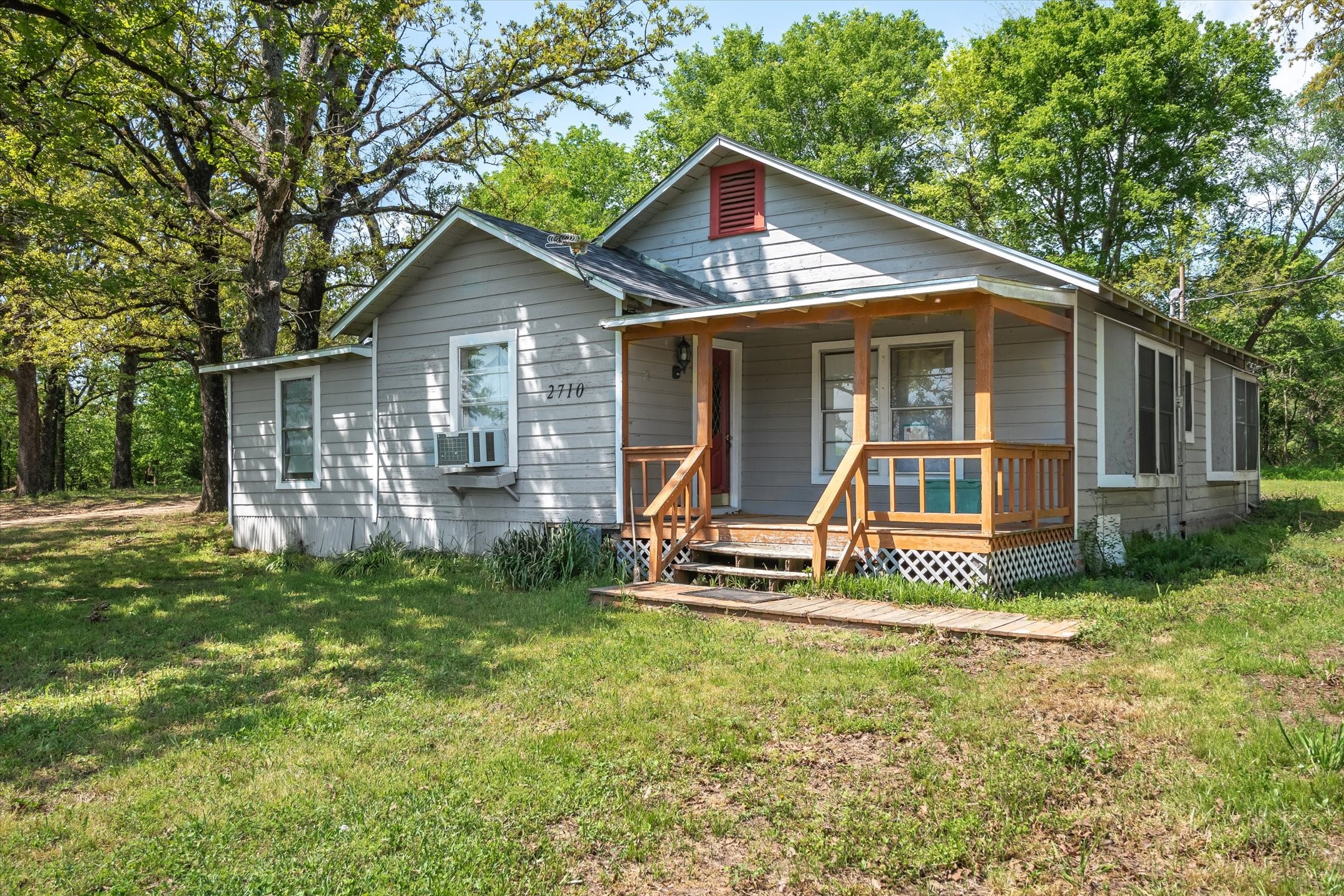 2710 Us Highway 80 Grand Saline TX 75140