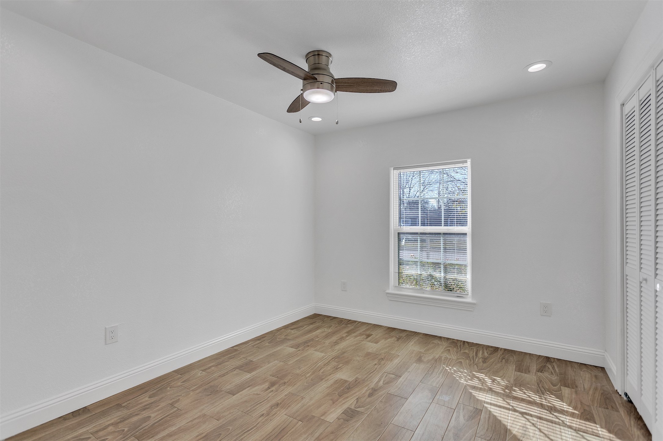 8115 Goldfield Dallas TX 75217