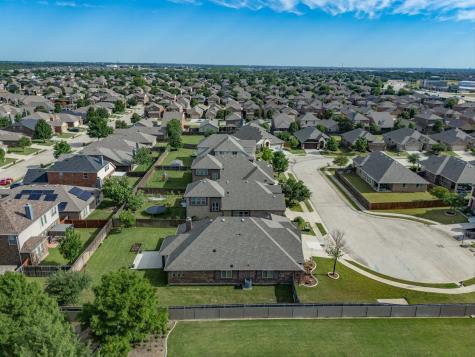 1512 Starr Court Aubrey TX 76227
