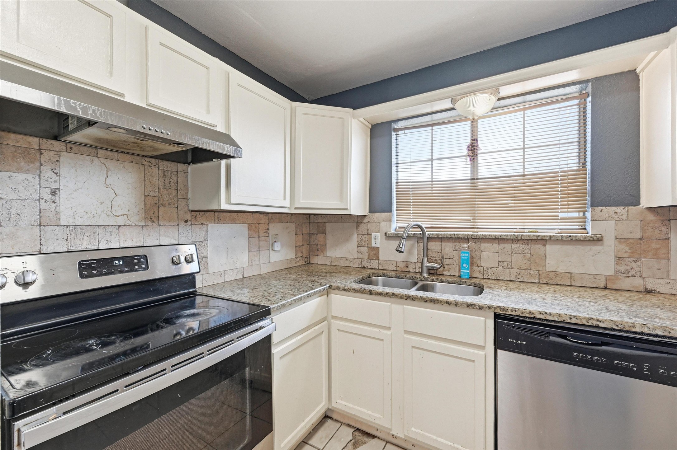 905 Brookhaven Drive Lancaster TX 75134