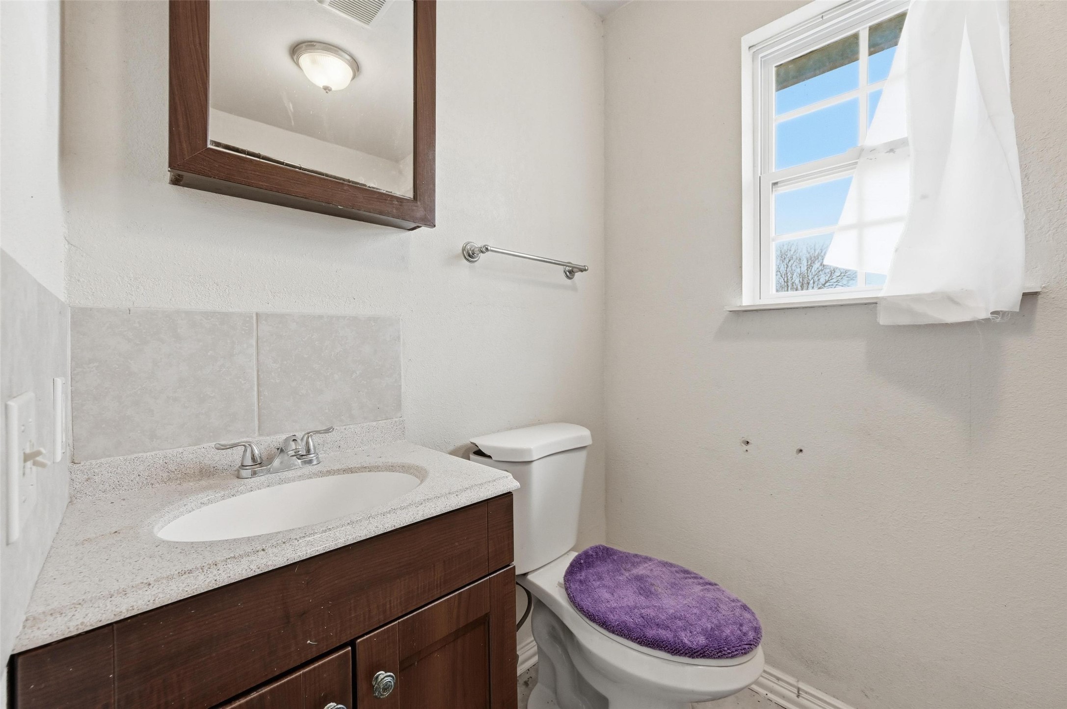 905 Brookhaven Drive Lancaster TX 75134