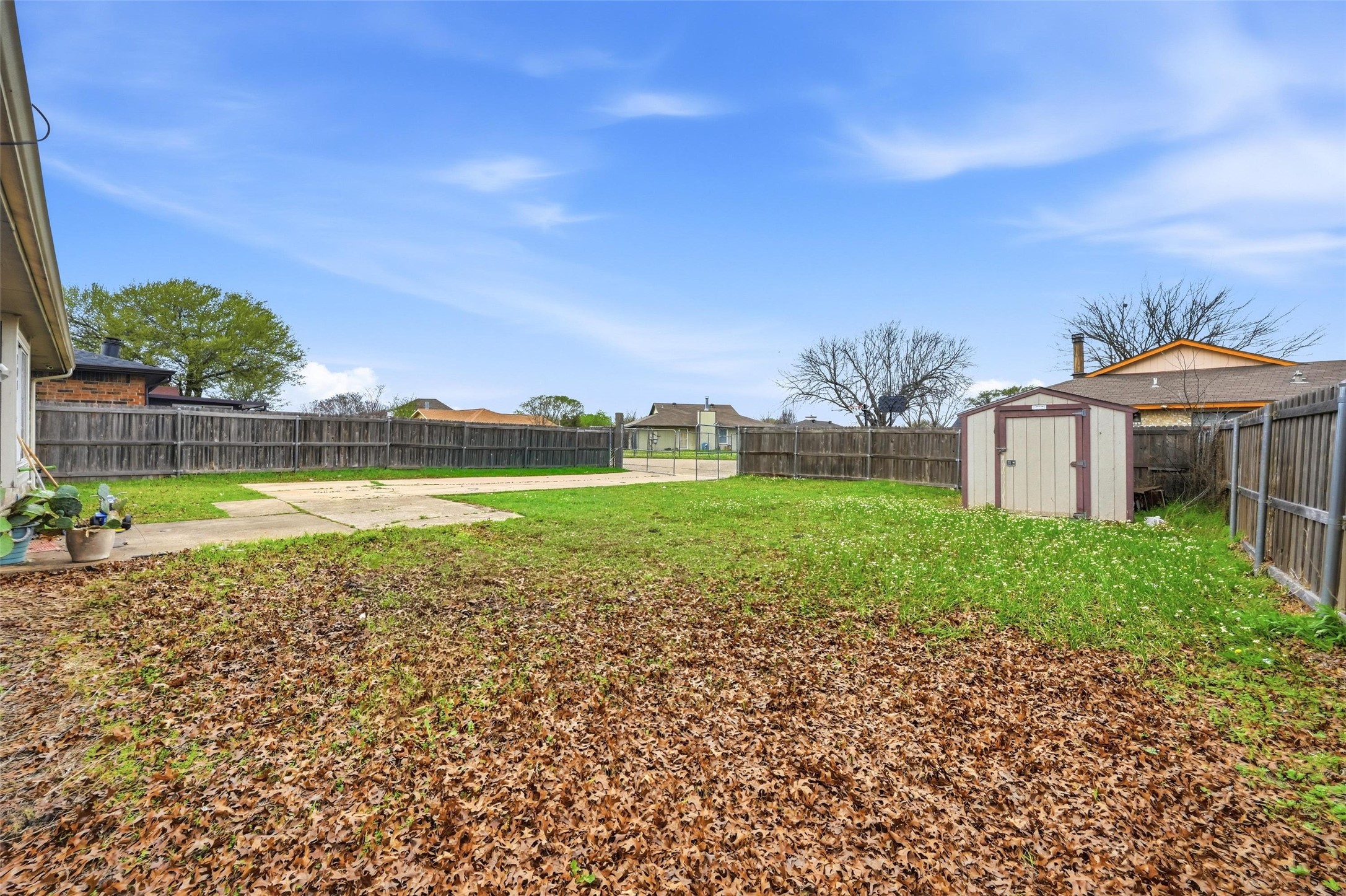 905 Brookhaven Drive Lancaster TX 75134