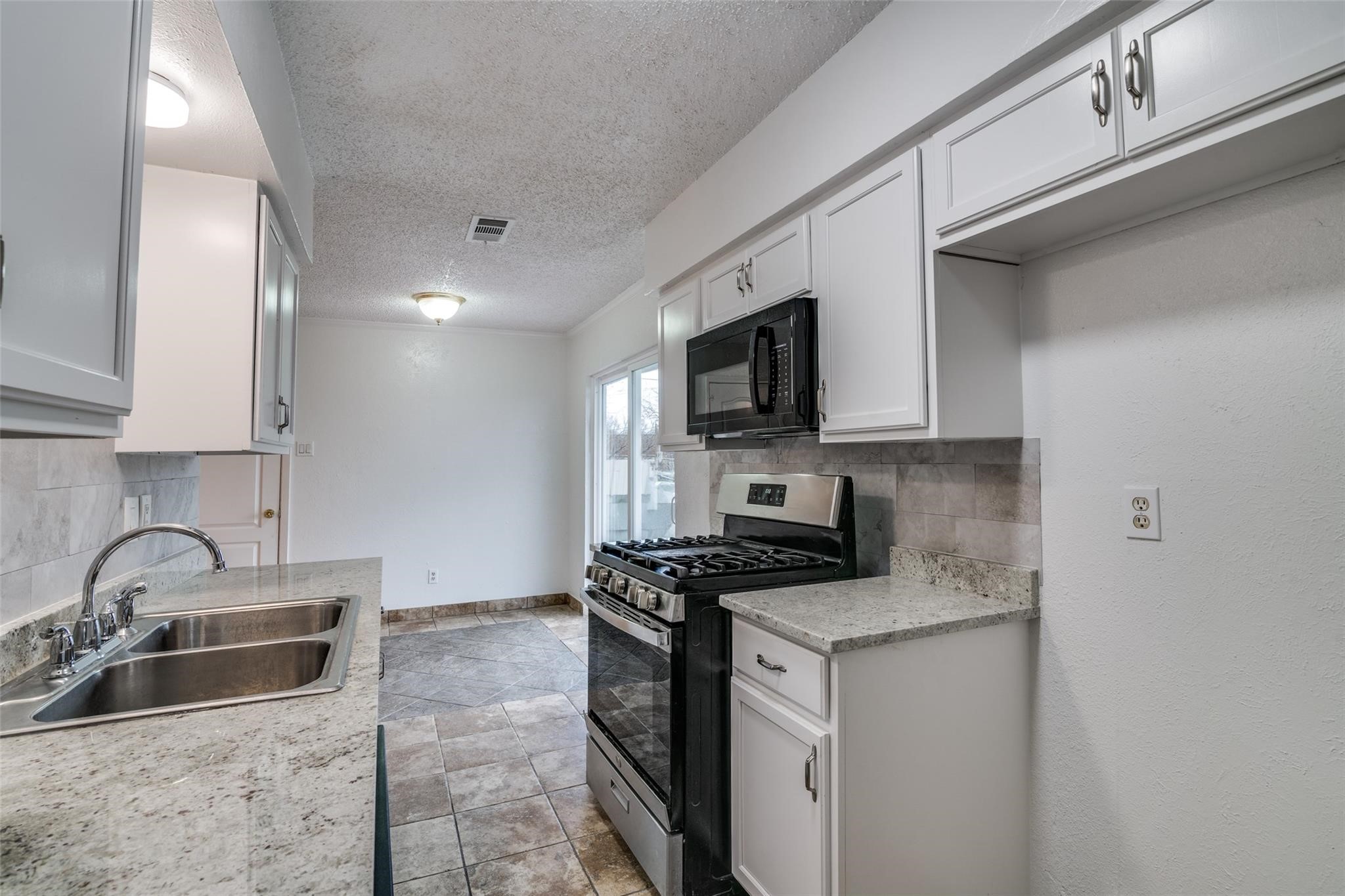1638 Evergreen Drive Mesquite TX 75149
