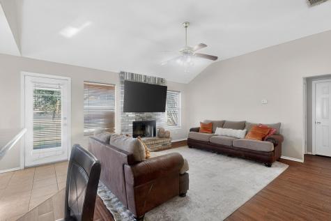 107 Catie Lane Joshua TX 76058