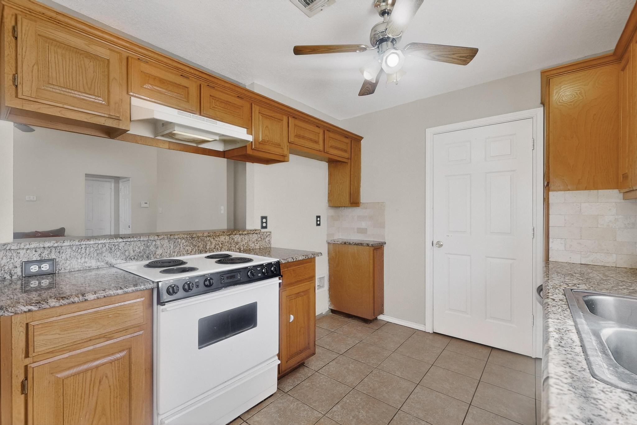 107 Catie Lane Joshua TX 76058