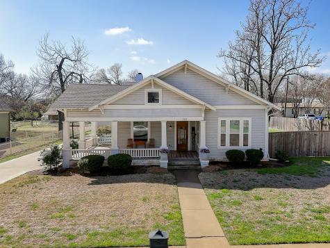 705 W Spring Street Weatherford TX 76086