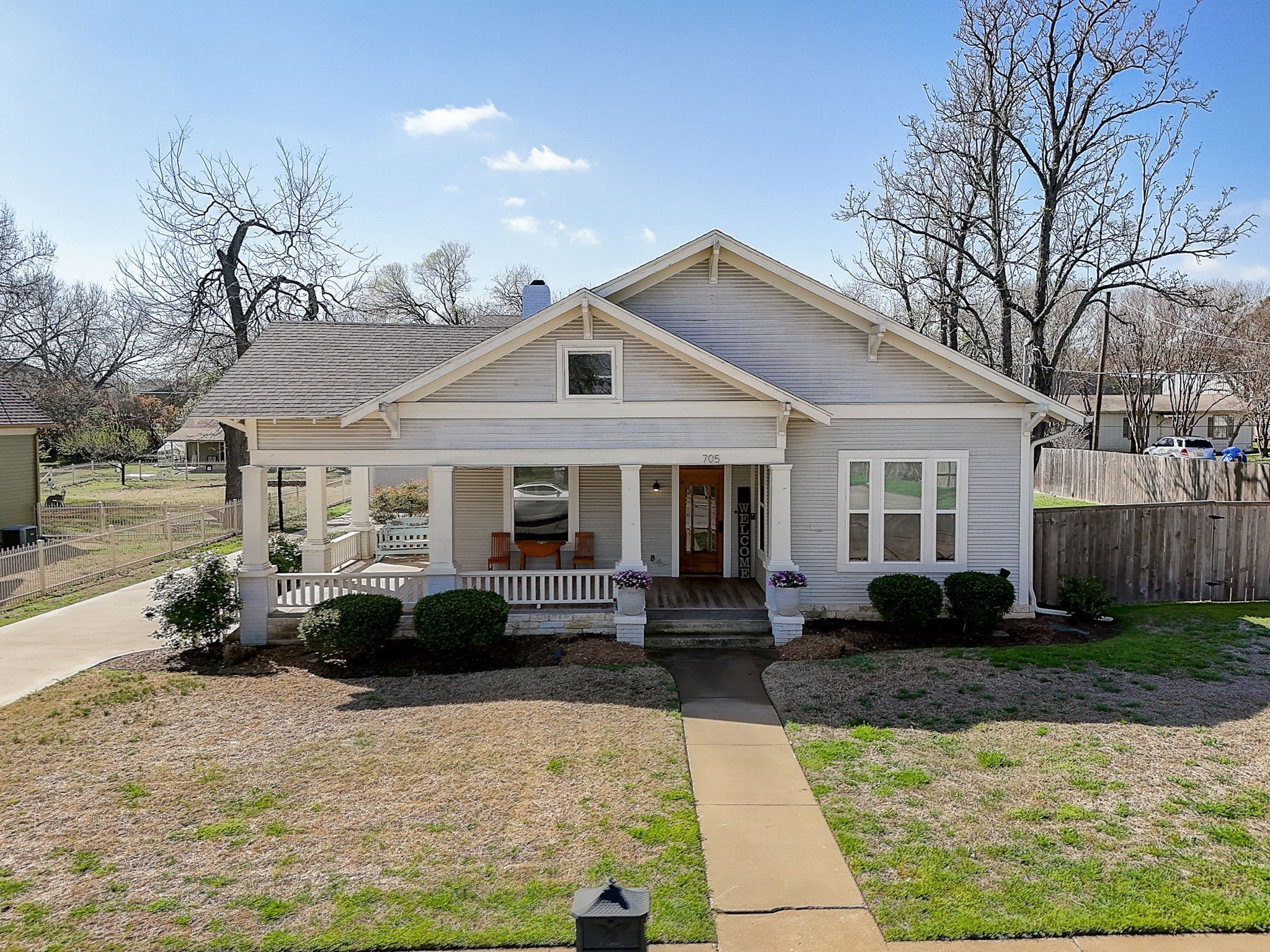 705 W Spring Street Weatherford TX 76086