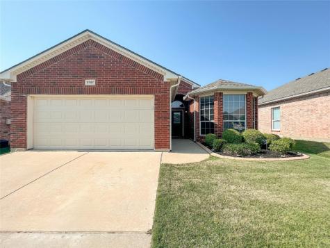 3757 Summersville Lane Fort Worth TX 76244