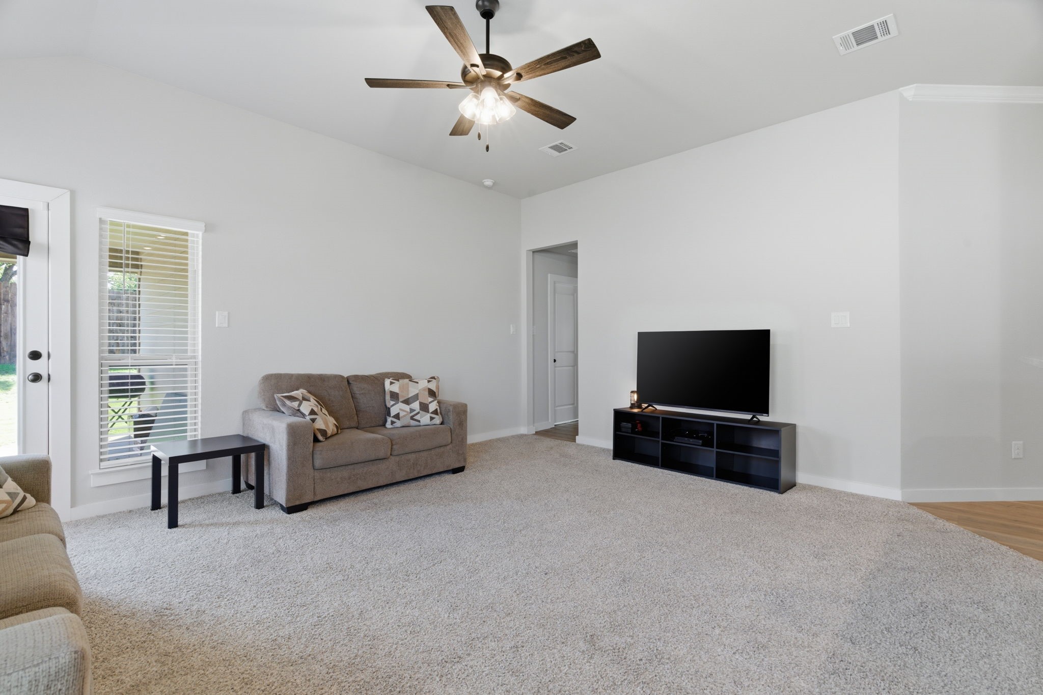 1106 Holly Street Cleburne TX 76033